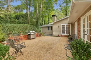 2970 Mornington Dr NW, Atlanta, GA 30327 - Photo 30