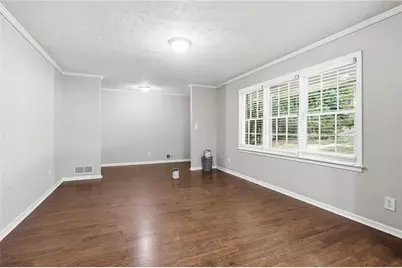 5528 Fern Creek Drive SW, Lilburn, GA 30047 - Photo 10