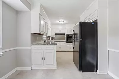 5528 Fern Creek Drive SW, Lilburn, GA 30047 - Photo 16