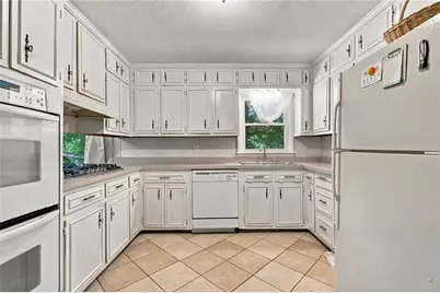2498 Johnson Drive, Doraville, GA 30340 - Photo 14