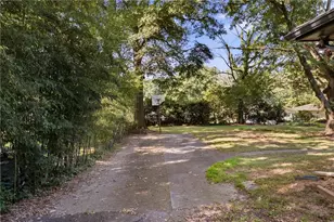 2498 Johnson Dr, Doraville, GA 30340 - Photo 46