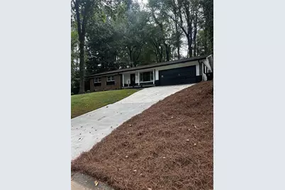 4205 Commodore Drive, Atlanta, GA 30341 - Photo 2