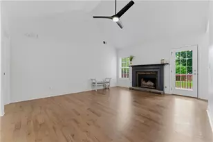 4036 St George Walk SW, Powder Springs, GA 30127 - Photo 6