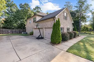 129 Coldwater Creek Dr, McDonough, GA 30252 - Photo 4