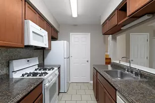 1975 Cheathem Woods Dr, Marietta, GA 30008 - Photo 12