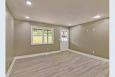 634 Frank Kirk Road NW, Kennesaw, GA 30152 - Photo 2