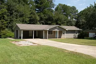 20 Woodland Dr, Carrollton, GA 30117 - Photo 1