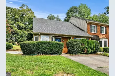 1140 Magnolia Way SE, Smyrna, GA 30082 - Photo 1