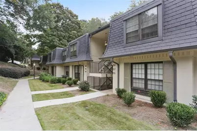 158 Maribeau Square, Atlanta, GA 30327 - Photo 1