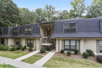 158 Maribeau Square, Atlanta, GA 30327 - Photo 2