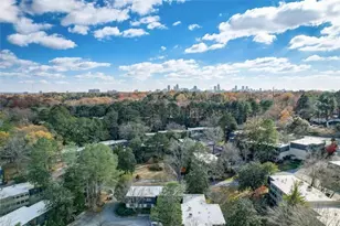 158 Maribeau Square, Atlanta, GA 30327 - Photo 30