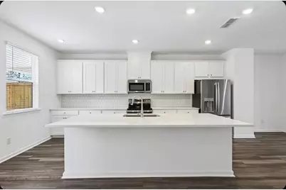 627 Oak Bluff Drive, Cumming, GA 30040 - Photo 2