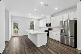 627 Oak Blf Dr, Cumming, GA 30040 - Photo 8