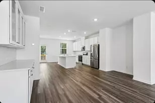 627 Oak Blf Dr, Cumming, GA 30040 - Photo 6