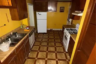 318 Sharman St, Thomaston, GA 30286 - Photo 2