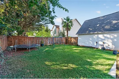 915 Charter Club Dr, Lawrenceville, GA 30043 - Photo 8