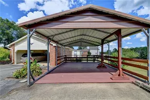 920 Hester Dr, Cumming, GA 30028 - Photo 4