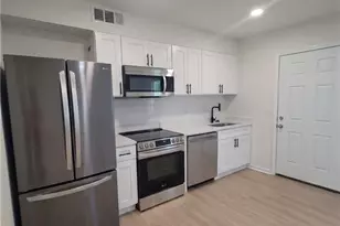 1711 Hortense Pl NW, Atlanta, GA 30318 - Photo 14