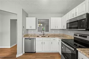 2754 Valley Green Dr, Gainesville, GA 30504 - Photo 2