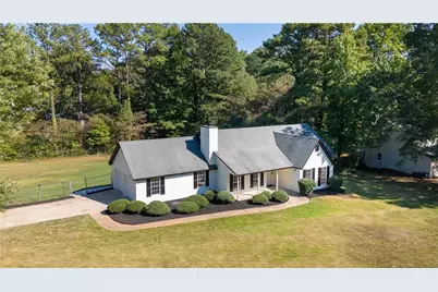 216 Fairview Point, Ellenwood, GA 30294 - Photo 2