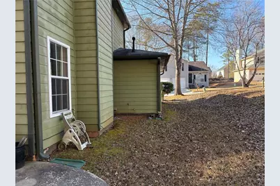 4608 Latchwood Drive, Lithonia, GA 30038 - Photo 4