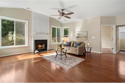 2420 Greyhurst Way SW, Smyrna, GA 30082 - Photo 20