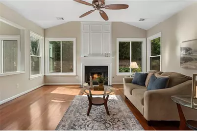 2420 Greyhurst Way SW, Smyrna, GA 30082 - Photo 2