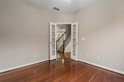 2420 Greyhurst Way SW, Smyrna, GA 30082 - Photo 16