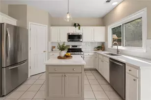 2420 Greyhurst Way SW, Smyrna, GA 30082 - Photo 4