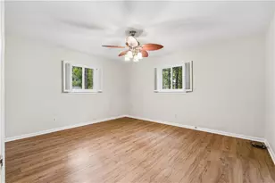 3696 Rainbow Cir SW, Snellville, GA 30039 - Photo 22