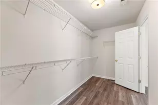 2410 Gateview Ct, Cumming, GA 30040 - Photo 18