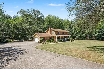 1107 Wallington Court NW, Conyers, GA 30012 - Photo 2