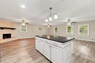 951 Hickory View Ct NW, Marietta, GA 30064 - Photo 10