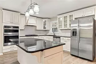 951 Hickory View Ct NW, Marietta, GA 30064 - Photo 8