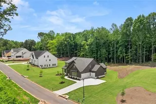 8340 Creekside Overlook Dr, Gainesville, GA 30506 - Photo 4