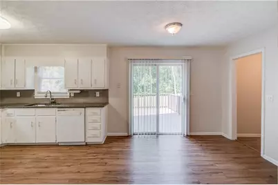 4905 Wade Valley Way, Cumming, GA 30040 - Photo 8