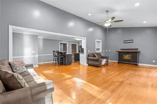 17 Mountain Oaks Dr, Carrollton, GA 30116 - Photo 14