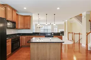 5060 Windcrest Ln, Alpharetta, GA 30022 - Photo 8