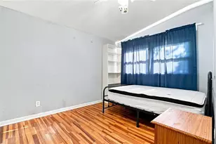 1039 Hampton St NW, Atlanta, GA 30318 - Photo 6