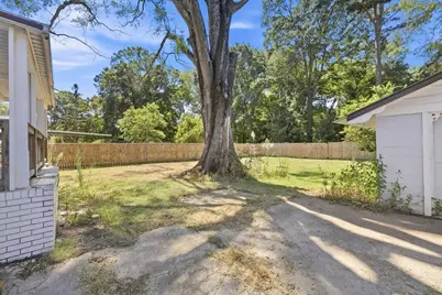 313 Glen Iris Drive, Monroe, GA 30655 - Photo 22