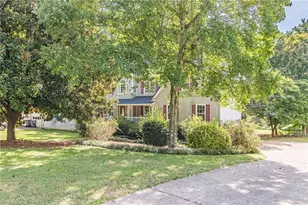 170 Lakeview Ln, Hiram, GA 30141 - Photo 4