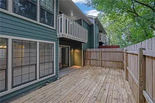 2806 Vinings Central Dr SE, Atlanta, GA 30339 - Photo 32