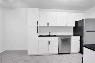 2806 Vinings Central Dr SE, Atlanta, GA 30339 - Photo 12