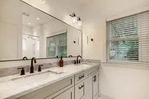 1835 Woodland Hills Ave NW, Atlanta, GA 30318 - Photo 16