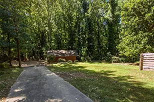 613 Holly Dr S, Gainesville, GA 30501 - Photo 34