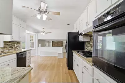 3662 Sweet Briar Lane SE, Conyers, GA 30094 - Photo 14