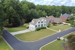 1299 Sweet Bottom Ct SW, Marietta, GA 30064 - Photo 2