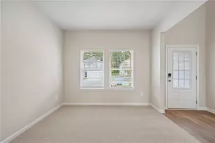 586 Tallulah Ln, Grayson, GA 30017 - Photo 8