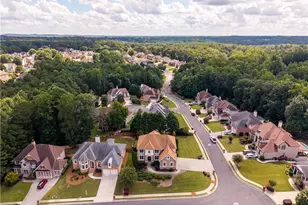 2690 Ivy Brook Ln, Buford, GA 30519 - Photo 34