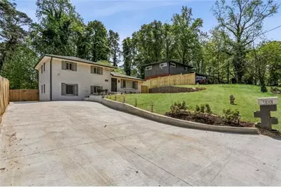 1888 La Mesa, Decatur, GA 30032 - Photo 6